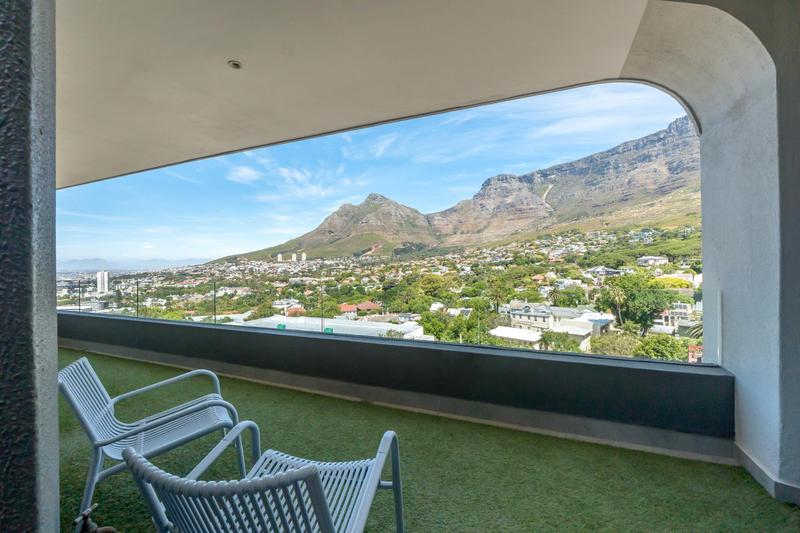 To Let 2 Bedroom Property for Rent in Tamboerskloof Western Cape